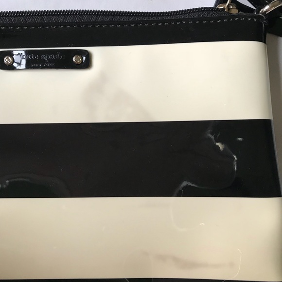 ♠️Kate spade cross body bag♠️ - Picture 2 of 8